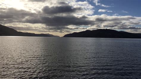 Famous lake mapped out to mark the 81st anniversary of the 'surgeon's photograph'. Loch Ness lake - YouTube