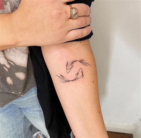 39 Creative Minimalist Aesthetic Tattoo Ideas Tattoos For Women Hand