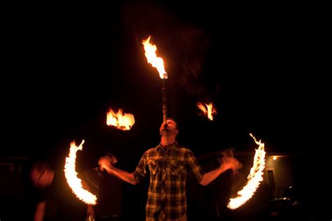 Fire Juggling Wallpapers Photography Hq Fire Juggling Pictures 4k
