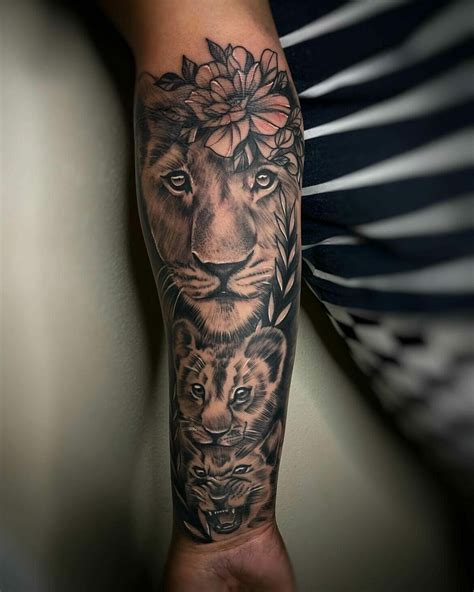 20 Amazing Lioness And Cub Tattoo Designs To Inspire You In 2023