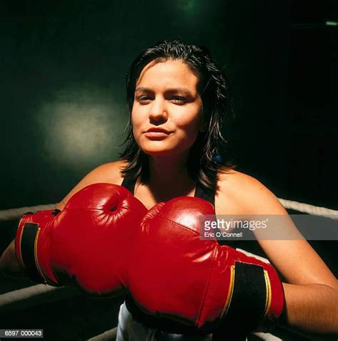 Women In Boxing Pose Photos And Premium High Res Pictures Getty Images