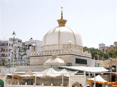 inside ajmer sharif dargah of rajasthan the holiest shrine of saint khwaja moinuddin chishthi