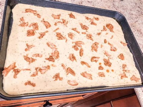 Roll out the same way you rolled out the first one. Easy BBQ Chicken Pizza from Crazy Crust Batter • Binkies ...