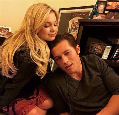 Leo Howard And His Girlfriend Olivia Holt Kissing