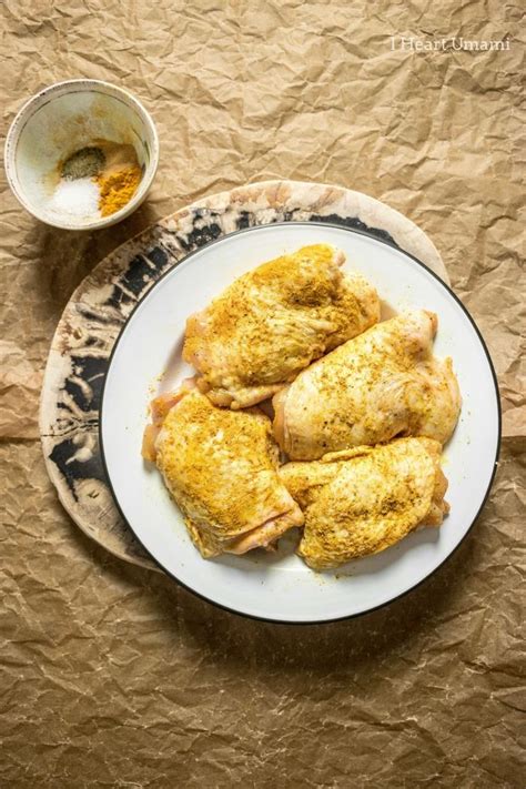 Baked Crispy Tender Turmeric Chicken Thighs I Heart Umami