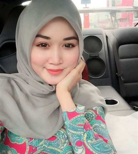 Cewek Cantik Juragan Kayu Ini Viral © 2017 Facebook Beautiful Hijab