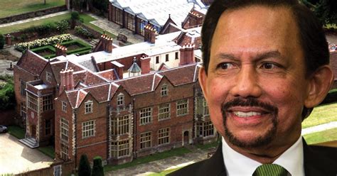 Raja permaisuri agong tunku azizah aminah maimunah iskandariah's recent trending hashtag on twitter is just one example of how popular royal families are on social media. Sultan of Brunei welcomed at Chequers, days after a stay ...