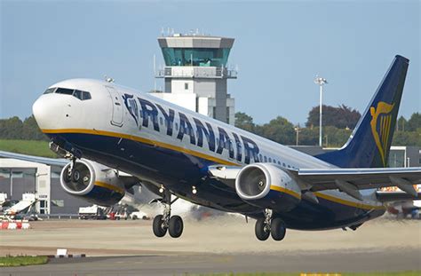 Ryanair Strikes Airline Begs Irish Pilots To Call Off ‘unnecessary