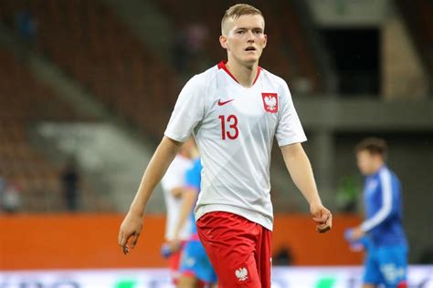 Karol swiderski, poland has never been the best goal scorer in a league, but he has been part of the top scoring list in superleague 2019/2020. WYWIAD Karol Świderski: Na ulicach jest luz, ale na ...