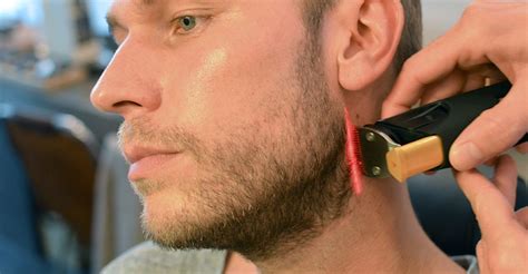 How To Trim A Perfect Beard Neckline