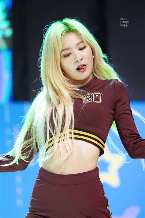 Seulgi (슬기) is a south korean singer under sm entertainment. Red Velvet Seulgi Explains Why She's Often Seen Sticking ...