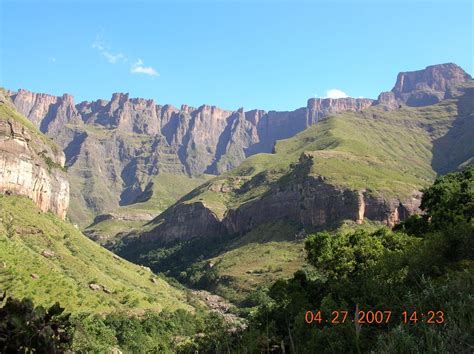 Facts About Drakensberg Mountains South Africa Vanjoneslawfirm