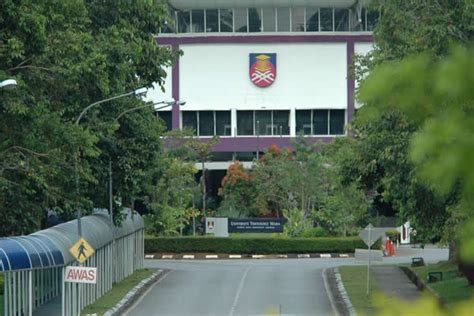 Universiti teknologi mara (uitm) cawangan sarawak 94300 kota samarahan, sarawak malaysia tel: Universiti Teknologi MARA Sarawak