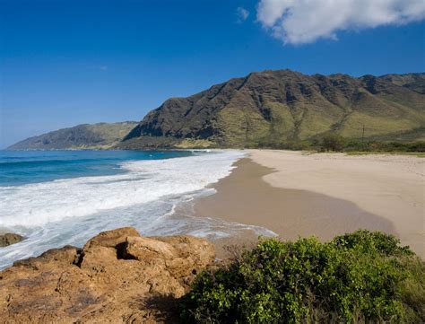 The 10 Best Hidden Beaches In Hawaii Photos Condé Nast Traveler