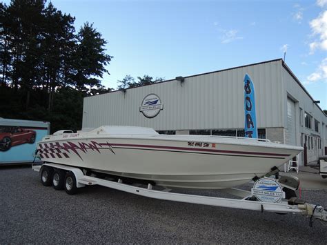 1995 Saber 28 Cyclone Power Boat For Sale