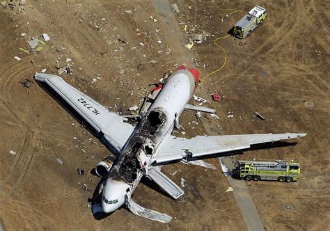 Boeing 777 Crashes At Sfo Sfgate