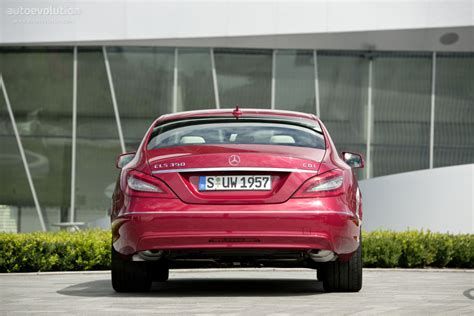 For stopping power, the c218 2015 cls 250 bluetec 4matic braking system includes vented the c218 2015 cls model is a turismo car manufactured by mercedes benz, with 4 doors and 4 seats. MERCEDES BENZ CLS-Klasse (C218) specs - 2010, 2011, 2012 ...