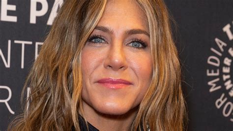 Why Jennifer Aniston Didnt Invite Matthew Perry To Her Wedding