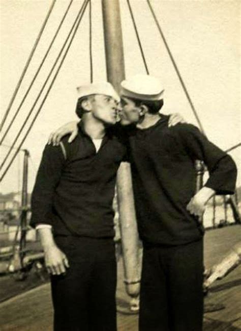 Hot Vintage Men Hot Vintage Sailors In Love Hombre Clásico Marinero