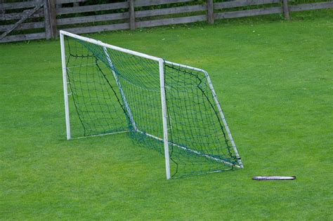 Best Backyard Soccer Goal - Title Here
