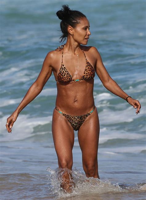 Jada Pinkett Smith Wears Bikini On The Beach In Hawaii Bikinis
