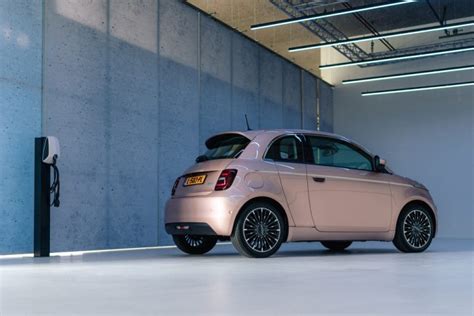 Fiat 500e Elektrische Auto Van Het Jaar 2022 Koene Auto Koene Auto