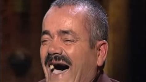 Хуа́н хо́я бо́рха — испанский комик и актёр. Que se pare el mundo: El Risitas vuelve a tener dientes