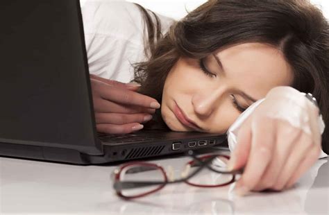 excessive daytime sleepiness causes symptoms diagnosis and treatment