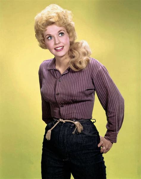 Beautiful Pics Of Donna Douglas In The S And S Vintage