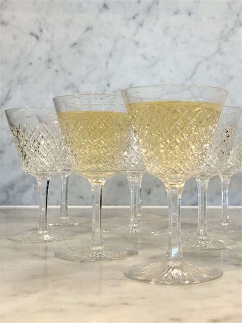 Set Of 8 Edwardian Diamond Cut Crystal Small Wine Glasses In Antique