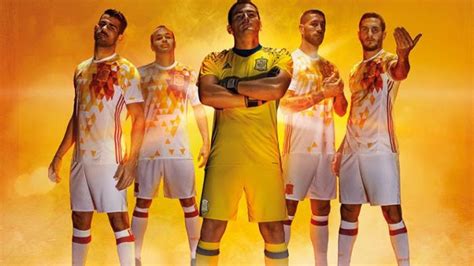 Skuad spanyol euro 2021, pemain timnas sepak bola spanyol untuk piala euro 2021, daftar pemain timnas spanyol 2021. Kumpulan Gambar DP BBM Timnas Spanyol Euro 2018 ...