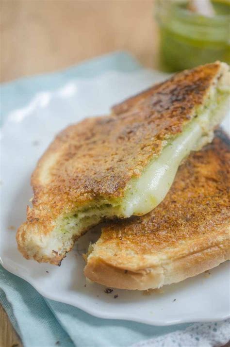 Pesto Grilled Cheese Lifes Ambrosia