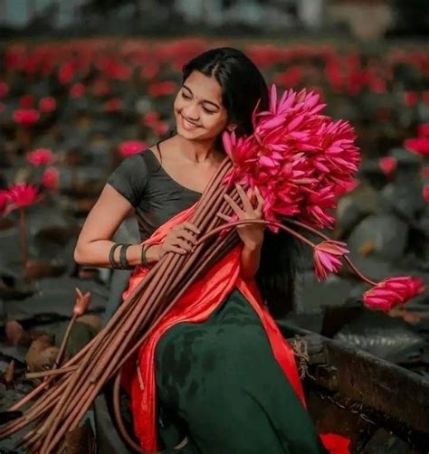 Pin By Roshani Piravinthan On New Sri Lanka Actress Photography Poses