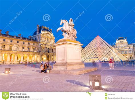 Paris Circa June 2014 Louvre Museum At Twilight Louvre Museu