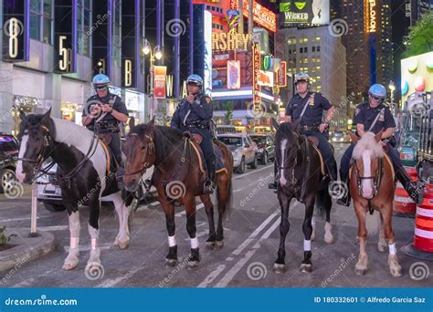 Nypd Police Officers On Horseback In Times Square New York City