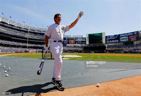 Former New York Yankee Paul Oneill Reacts To The Crowd During The