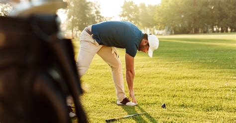 14 Of The Best Stretches For Golfers
