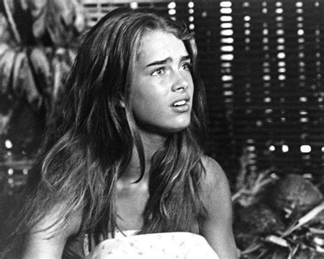 The Blue Lagoon Brooke Shields Portrait 1980 Poster Photo Or Poster