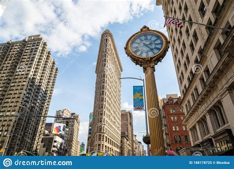 Clock And Flatiron Building In New York Editorial Image Image Of