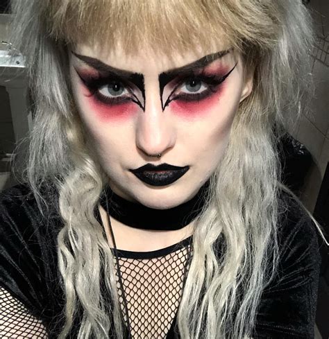 Trad Goth Makeup Is My Go To Makeup Beauty Punk Makeup Goth