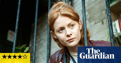Daphne Review Emily Beecham Takes A Stylish Plunge Into Sex Drugs