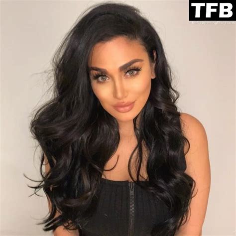 Huda Kattan Topless And Sexy Collection 52 Photos Thefappening