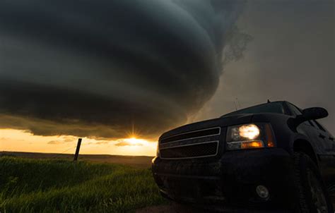 How To Help Stay Safe While Driving During Tornadoes And Hail