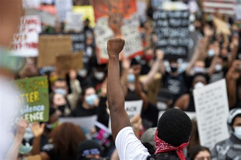 As Summer Protests Cool Off Racial Justice Activists Consider ‘how To Fight Differently’ Pbs