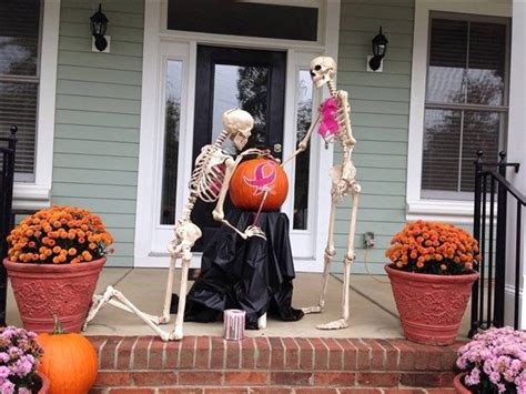 Couple Decorates House With Skeleton Scenes Halloween Skeleton