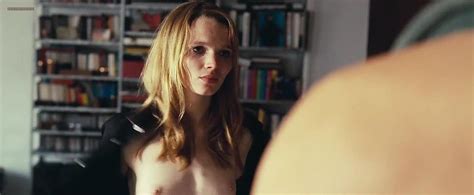 Nude Video Celebs Karoline Herfurth Nude A Year Ago In Winter 2008