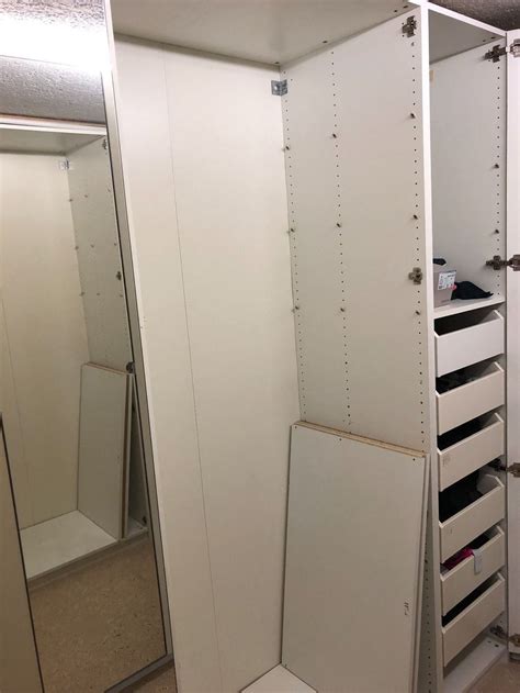 Schrank weiss hochglanz turen ebay kleinanzeigen. Ikea Pax Schrank mit Tablare und Türen kaufen auf Ricardo