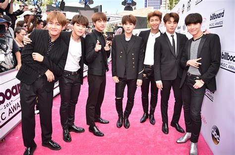 Earlier this year, the singer toured in seoul and jimin from bts attended his show. BTS songs played on local radio stations in America - Koreaboo