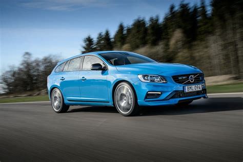 The v60 might not be the biggest estate car volvo has ever built, but it's one of the best looking. Volvo V60 Polestar 2014 Road Test | Road Tests | Honest John