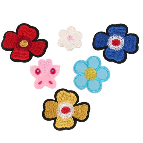 a set of high quality embroidered flower patch applique iron on and sew for clothing beautiful